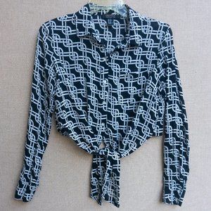 Forever21 Contemporary Geometric Print Collar Crop Top